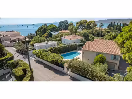 villa avec piscine et terrasse le cap - cap d’antibes (06)