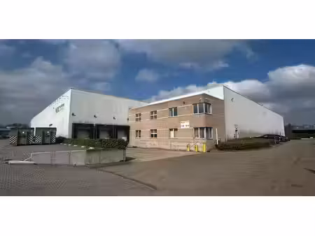 entrepôt à louer à mechelen pour € 75
