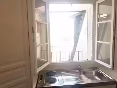 location meublée appartement 1 pièce 10 m² à paris 15ème (75015), 500 €