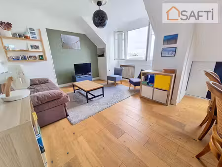 f3 de 65 m², joliment rénové, très au calme.