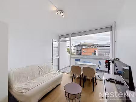 studio à louer à toulouse avec balcon et place de parking