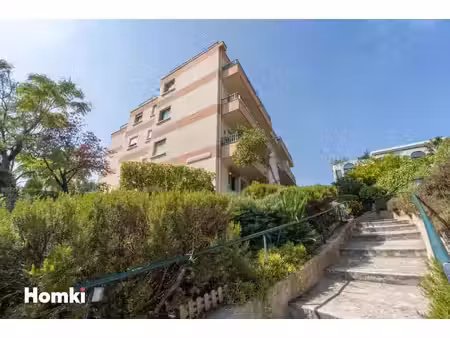 studio t1 de 27 m² avec terrasse de 17 m² à nice 06200, avenue edouard grinda