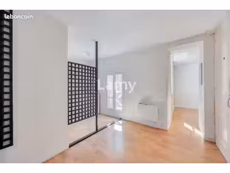 appartement 1 pièce 19 m²