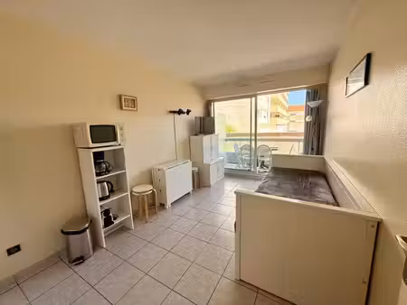 arcachon, aiguillon - studio-cabine avec balcon et parking