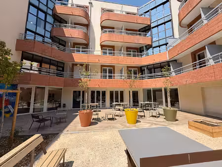 studently saint cyprien - studio étudiant à louer