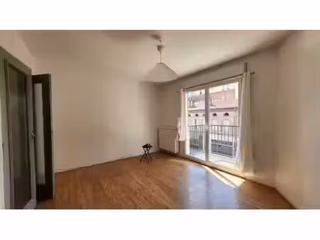 appartement t3 de 57 m² à toulouse a deux pas du metro