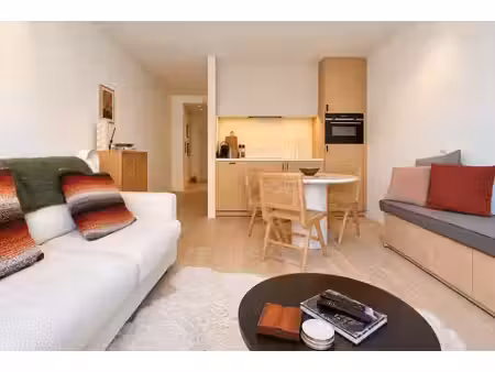 prachtig gerenoveerde studio op toplocatie in knokke