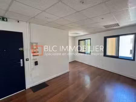 location bureaux marseille 13008 48m²