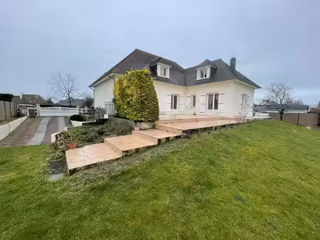achat maison 8 pièces 200m²