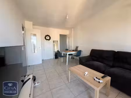 location appartement 3 pièces 47m² marseille 4ème