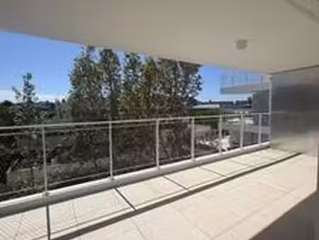 location appartement 3 pièces 74m² marseille 8ème