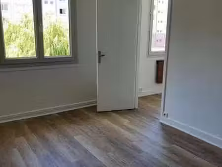 location appartement 2 pièces à rouen vieux-marché - st eloi (76000) : à louer 2 pièces / 