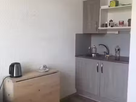 location appartement 1 pièce 20 m² à les sables-d’olonne (85100)