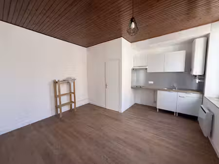 studio st germain en laye - 1 pièce - 18m2 refait à neuf