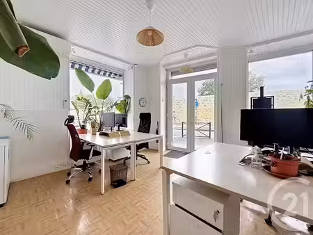 location locaux professionnels à bordeaux (33000), 670 €
