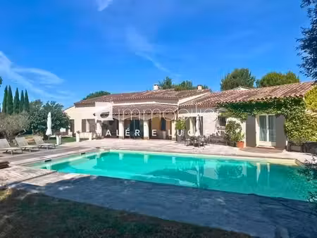 maison de luxe de 8 pièces en vente à arles, provence-alpes-côte d'azur