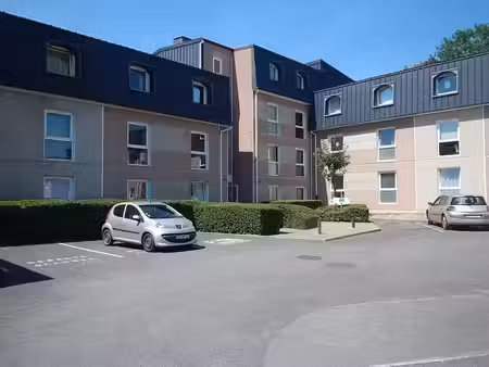 location meublée appartement 1 pièce 17 m² à reims (51100), 375 €