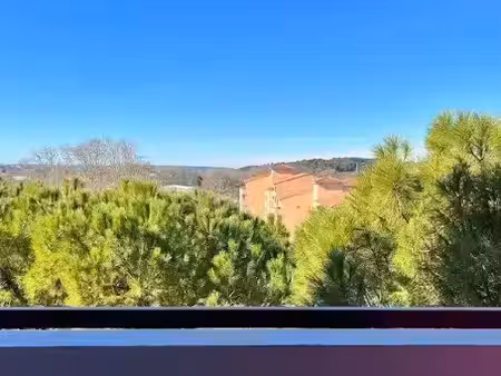 location meublée appartement 1 pièce 17 m² à aix-en-provence (13090), 585 €