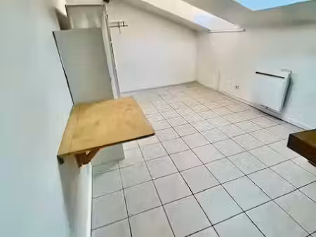 location appartement 1 pièce 23 m² à lyon 1er (69001), 595 €