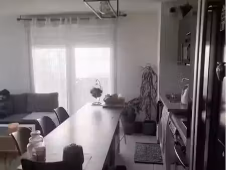 location appartement 3 pièces 55 m² à marseille 3ème (13003), 875 €