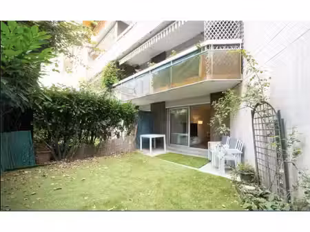 beau 3 pièces meublé 71m2 jardin parking rer issy