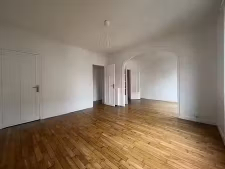 location appartement 2 pièces 70 m² à brest (29200), 660 €