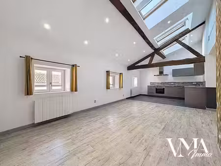 location appartement 4 pièces 73 m² à villefranche-sur-saone (69400), 1 100 €