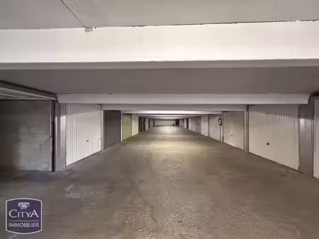 parking à vendre 12 m² - mâcon (71) - 17 000€