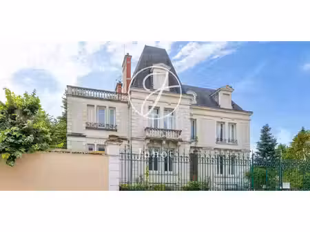 hôtel particulier saint-amand-montrond (18)