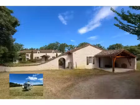 propriété 13,5 hectares avec deux maisons !!!