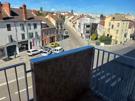 appartement 4 pièce(s) 66 m2 + balcon