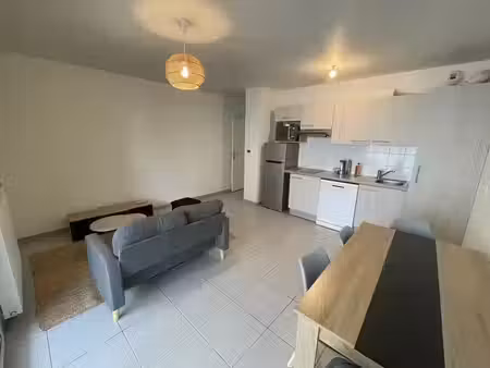 location appartement 2 pièces 44 m² à mérignac (33700)
