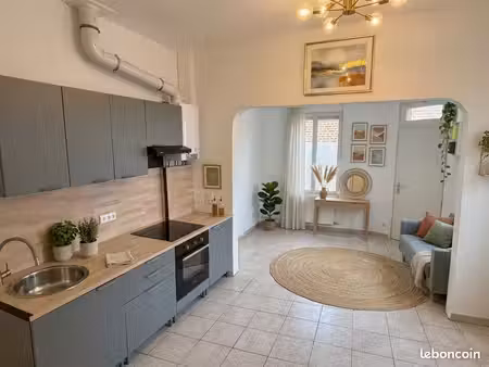 maison 3 chambres 70m² rénovée – métro à 100m – aucun travaux