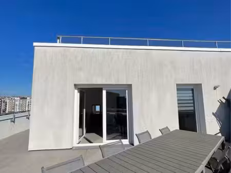 dernier étage -appartement 3 pièces 61m² - quartier de l’eure