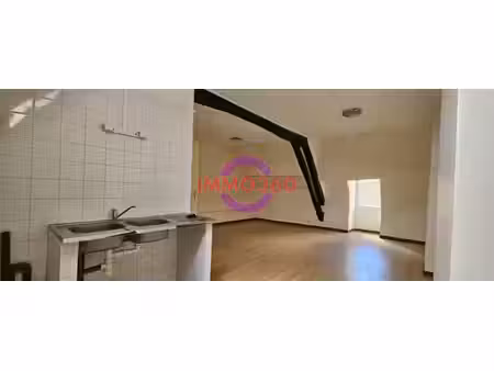 à vendôme, grand studio en hyper centre
