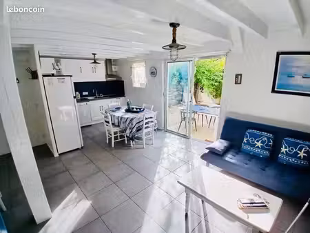 charmant appartement duplex avec jardinet