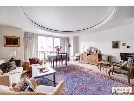 appartement familial de 101,41 m² avec balcon de 3 m² , très clair en étage élevé et vue d