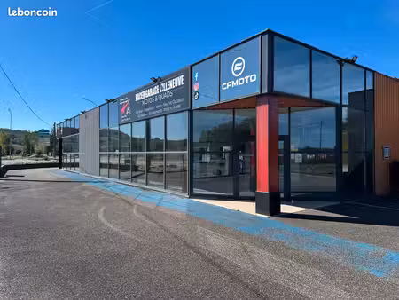 locaux commerciaux à louer – jusqu’à 800 m² divisibles