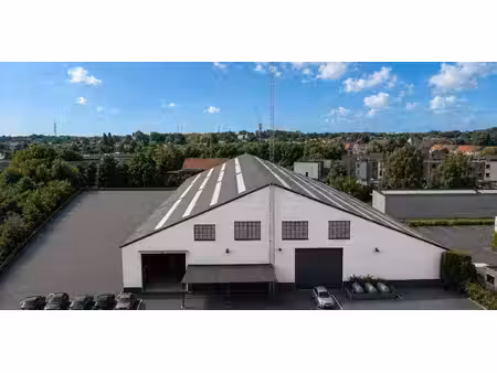 entrepôt à louer à gent pour € 14.813