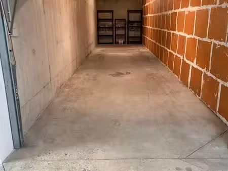 location garage près mairie de le creusot