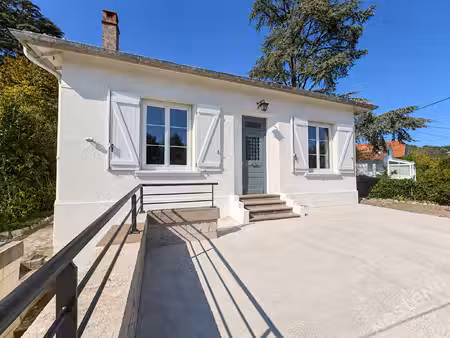 agen - maison de type 4 avec double garage, dépendances et jardin arboré