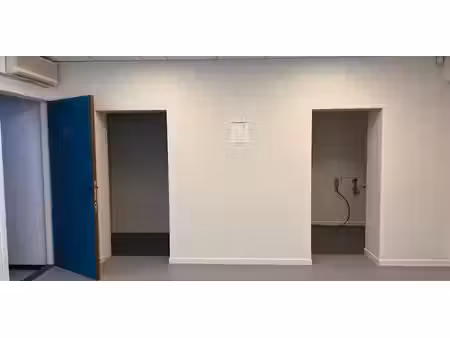 bureau à louer à gent pour € 209