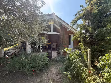 ensemble immobilier proche des commodités et lycées à villeneuve/lot