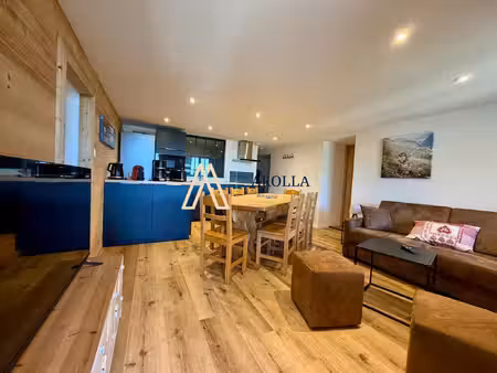 appartement t4 rénové à bourg-saint-maurice, versant les arcs