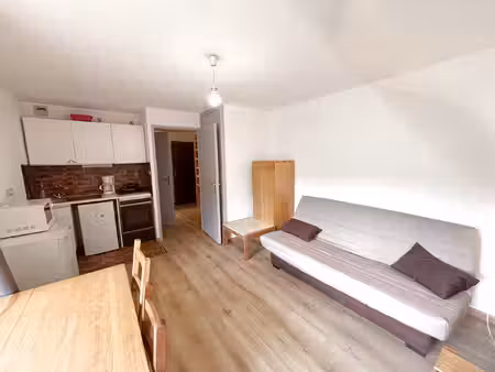 appartement 4 couchages, 25 m2, place de la madeleine