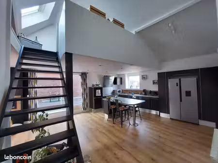 appartement t2bis meublé avec terrasse