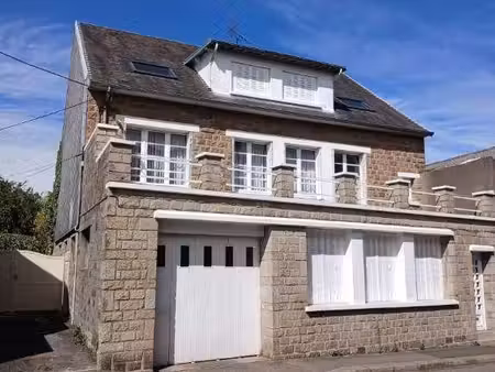 maison 10 pièces 210 m²