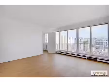 studio 35 m² + balcon 5,25 m² - rue parent de rosan - 6ème étage