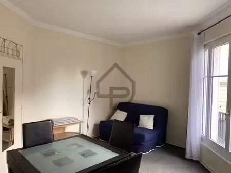 appartement de deux pieces meuble