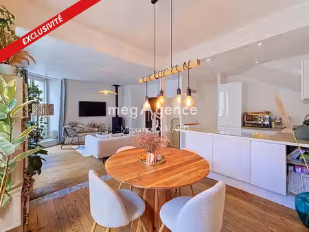 maison de ville rénovée – 78 m² – plein centre